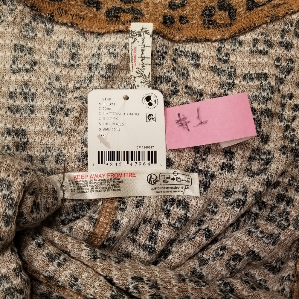 NEW FREE PEOPLE going places printed cardigan in Animal Print XL Stretch Snaps❣ - Picture 11 of 11